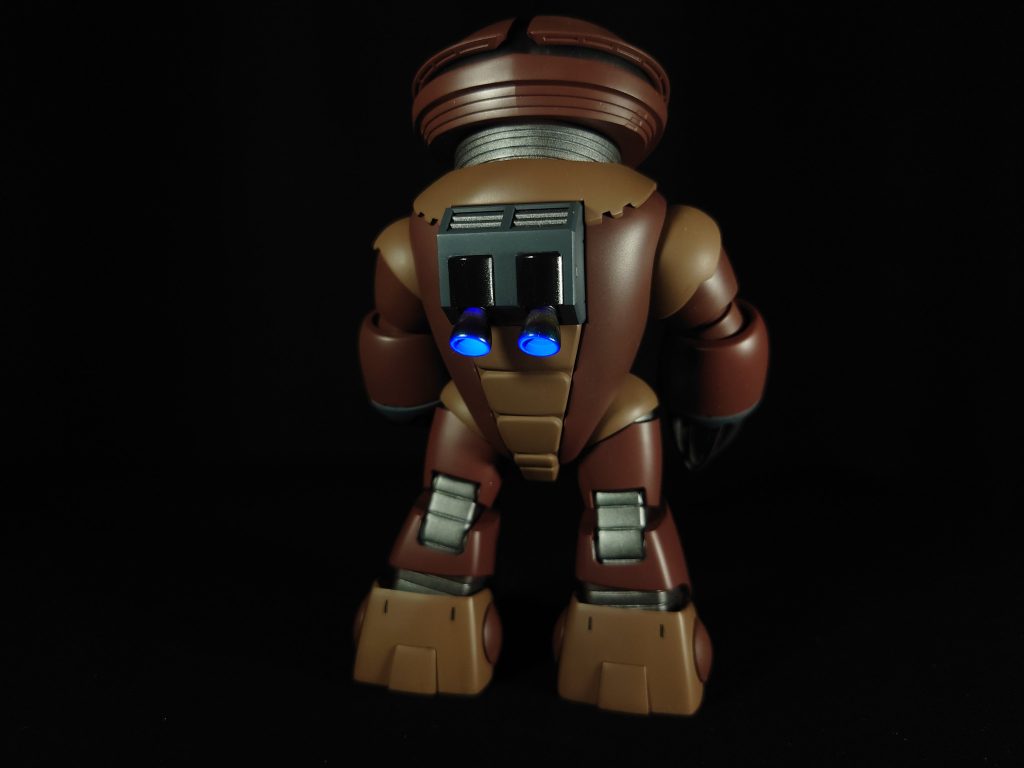 スラスターも発光😀