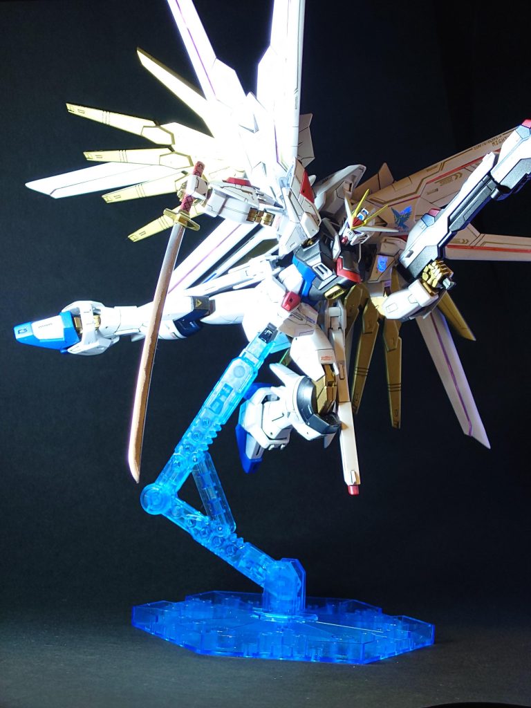 HGマイティーストライクフリーダム（RG風）–3枚目/制作者：いぺこ