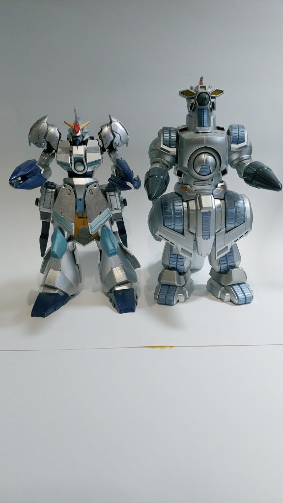 最後は本家と。ドリルというロマンをスッキリまとめているMOGERAはやはり偉大。つーか、装甲裏塗ってないのがバレる