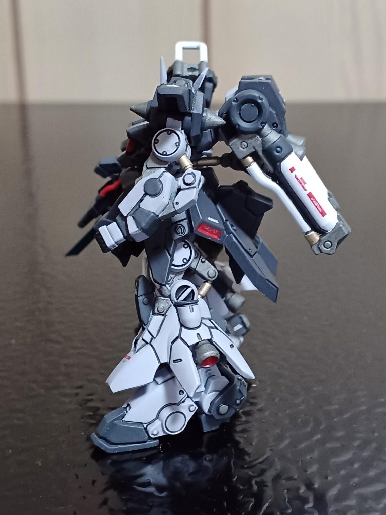 左サイドから。