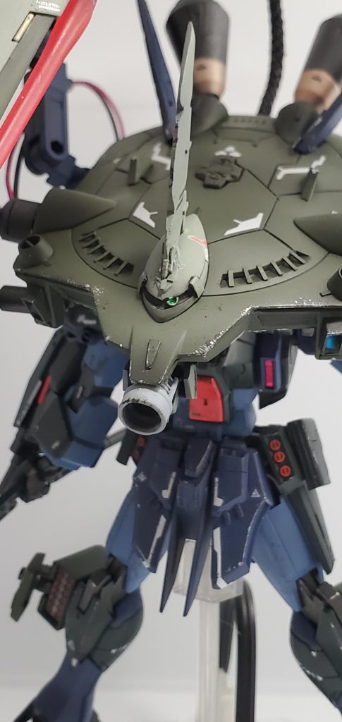 ここからは強襲状態MAモード。プラズマ砲フレズベルグは拡散粒子砲にしました。ビグザムを参考にモノアイ仕様にしました。