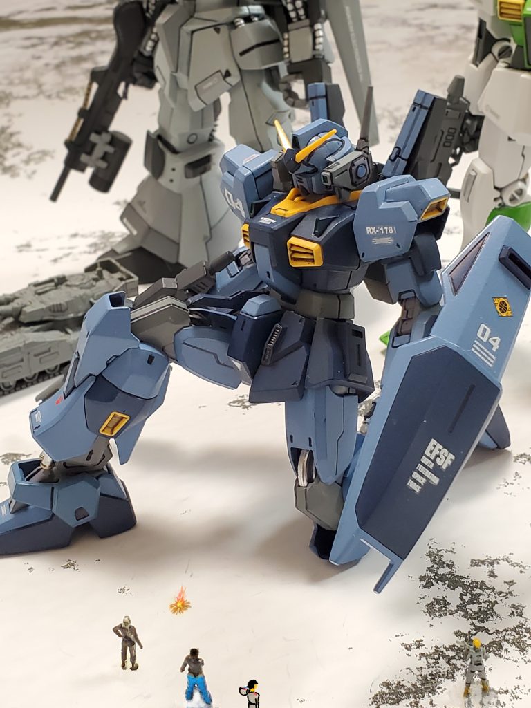 そして宇宙世紀0087年11月、地球におけるティターンズ最大拠点キリマンジャロ基地攻略のため集結するカラバ空軍🎵そのキリマンジャロNポイント攻略部隊の中にガンダムMkII4号機とコウ・ウラキ中尉の姿があったのであった…💫以上、私の妄想イメージによるコウ・ウラキ中尉の搭乗機ガンダムMkII4号機とカラバ参戦までのエピソードでした🤭✨