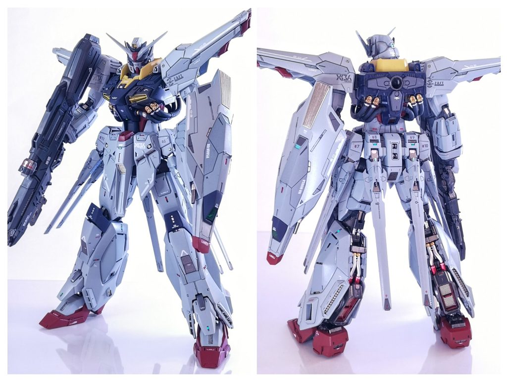 背面ユニットを外してさっぱりと。これはこれでいいのでは✨ 軟質パイプは接続時に負荷が掛かる部分を除き、プライマーを薄く吹いた後に塗装しています。