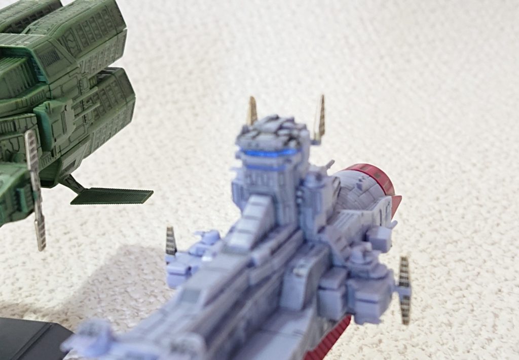 ちなみに、デッキは蛍光クリアでピカらせました😒しばらくEXモデルは避けるけど、ムサイが再販されたら買ってまう🤭