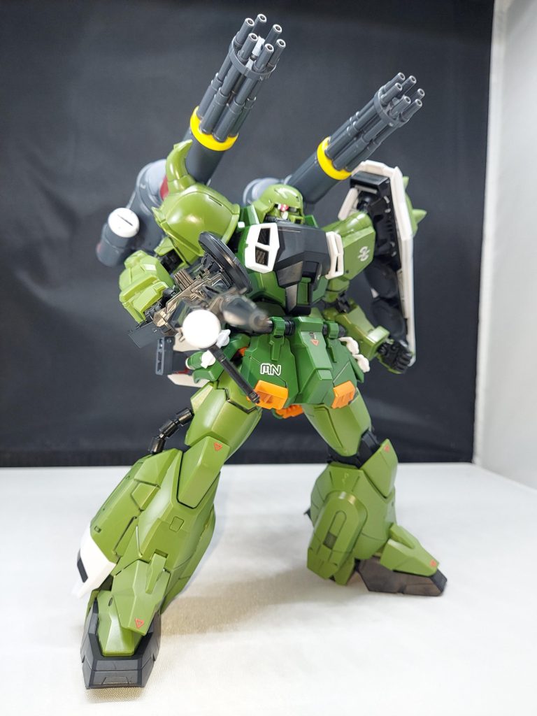 最期にスラッシュウィザード装備イザーク機から拝借スラッシュが個人的には一番好きなんですがHGでは未発売(;´Д⊂)MGで出てくれてほんとに嬉しかったです(*´ー`*)