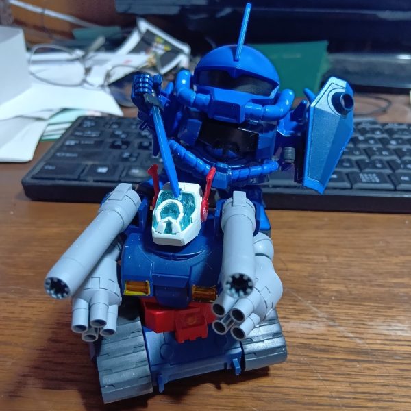 SD グフカスタム　✕　量産型ガンタンク