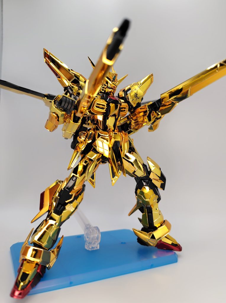 アカツキガンダム–5枚目/制作者：丸腰どらゴン