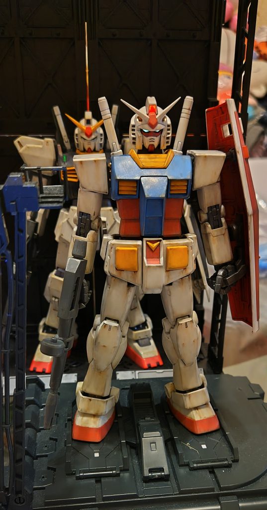 MG RX78-２Ver.2.0　シールド裏以外は成形色仕上げ♪