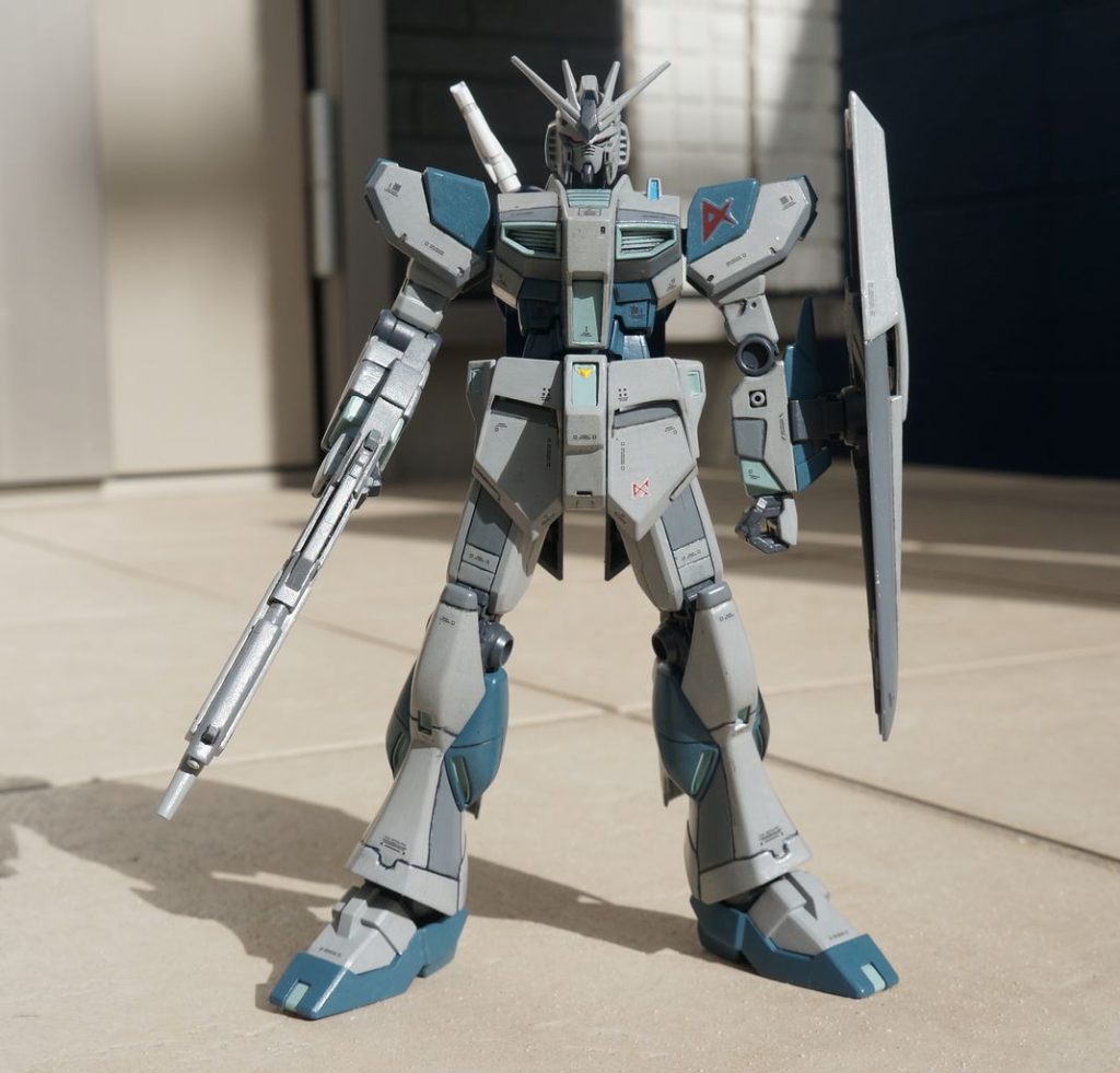 プロトタイプ機特有のやぼったい感じを狙いましたがうまく行ったのではないかと思います。