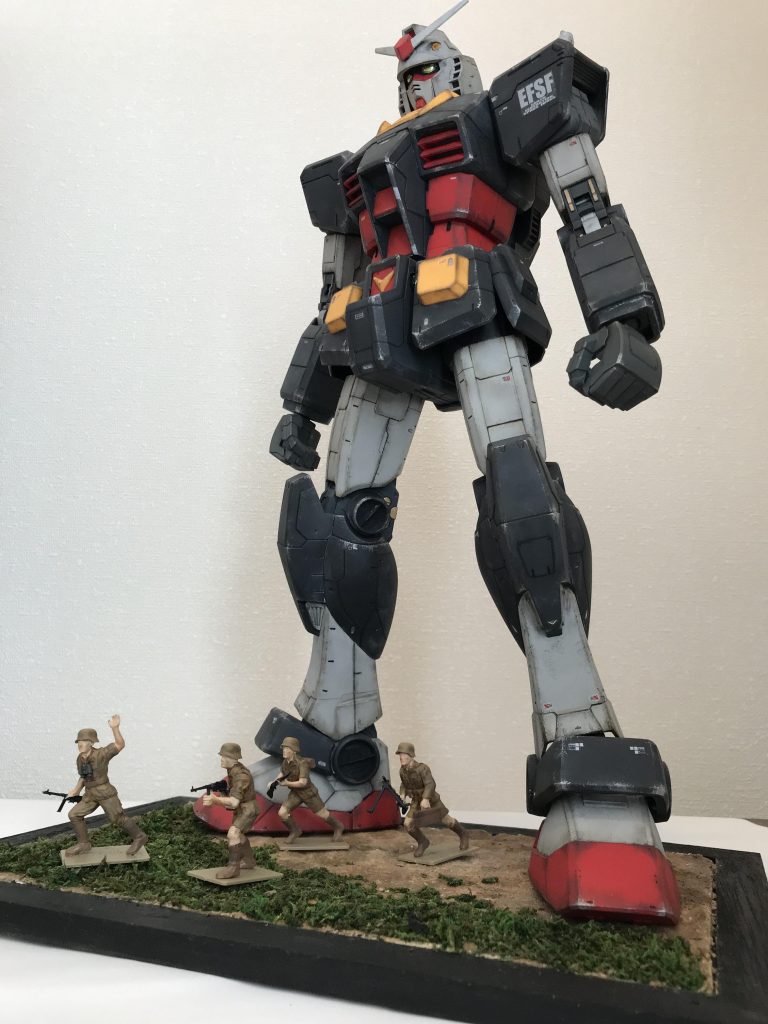 ガンダムは動かすだけでももの凄いコストがかかるのです…なのでまずは歩兵や現代兵器で…😅(笑)