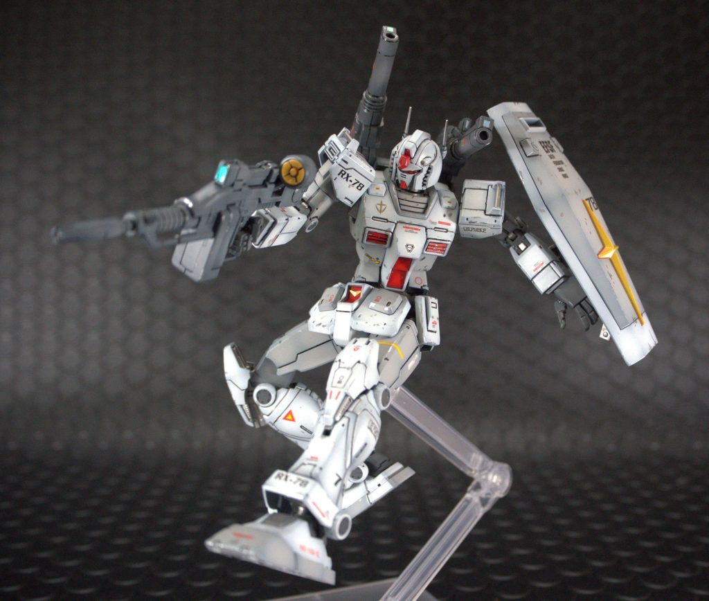 今回もガンプラ系youtuber笠松氏を参考にポージングしています。