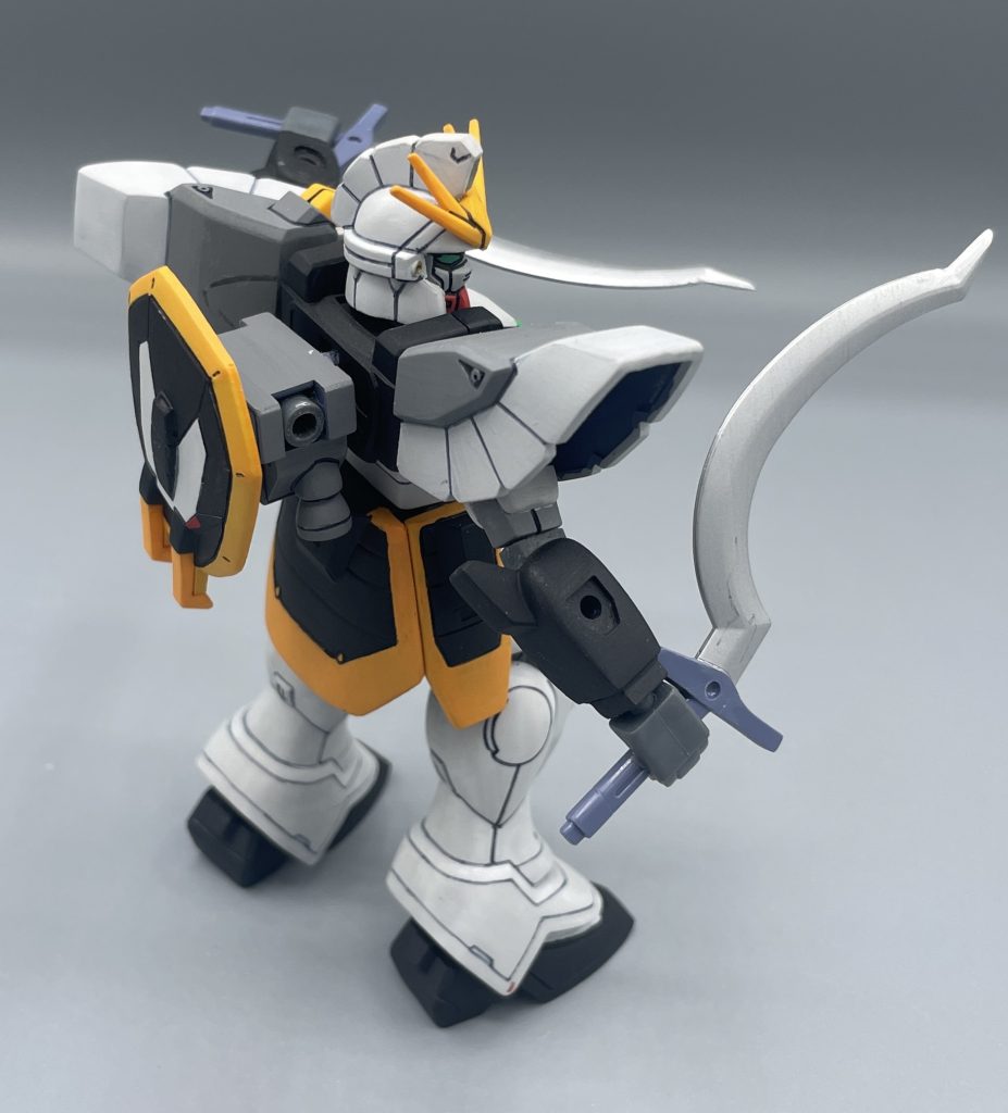 ヒートショーテル!! サンドロックのメイン武装とも言える、2振りの曲刀です。赤熱化したりしなかったりと、なかなか設定の安定しない印象のある武装w Wikipedia先生によると、ショーテルってエチオピアの刀剣らしいです。扱いが難しそうですよね。