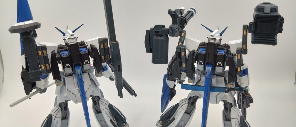 二体のオオツキガタの動力は核エンジンとミラージュコロイドをそなわっている、先の大戦で鹵獲した連合MSNダガーNはなんと核エンジンとミラージュコロイドが搭載していためこの機体を接収しこの二体にそなわせた、重要な密命なためアカツキとムウを五体満足で生還させるために長時間の行動とミラージュコロイド使用によるアカツキをそらすためのかく乱をもち様々な工作をするまさしく暁を守る二体の懐刀