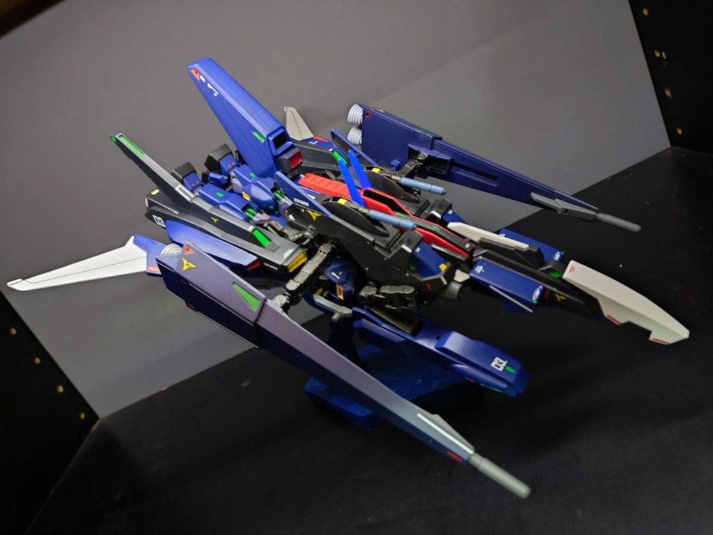 いわゆるGアーマー形態。Gディフェンサー同様の合体形態でバックパックにマウントする巡行形態。ロングレンジライフルは廃されているが、ムーバブル・シールドのビームキャノンや本体にもビームガンを装備し、ミサイルも備えている為に火力は高い。