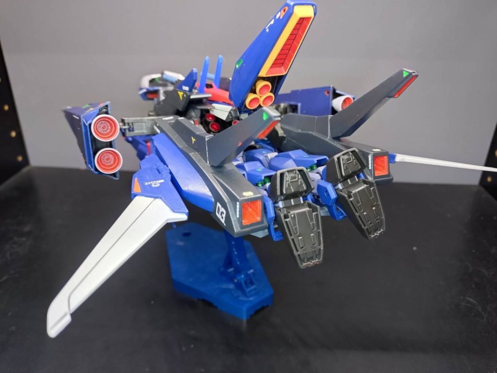 ギャプランらしくスラスター集中。