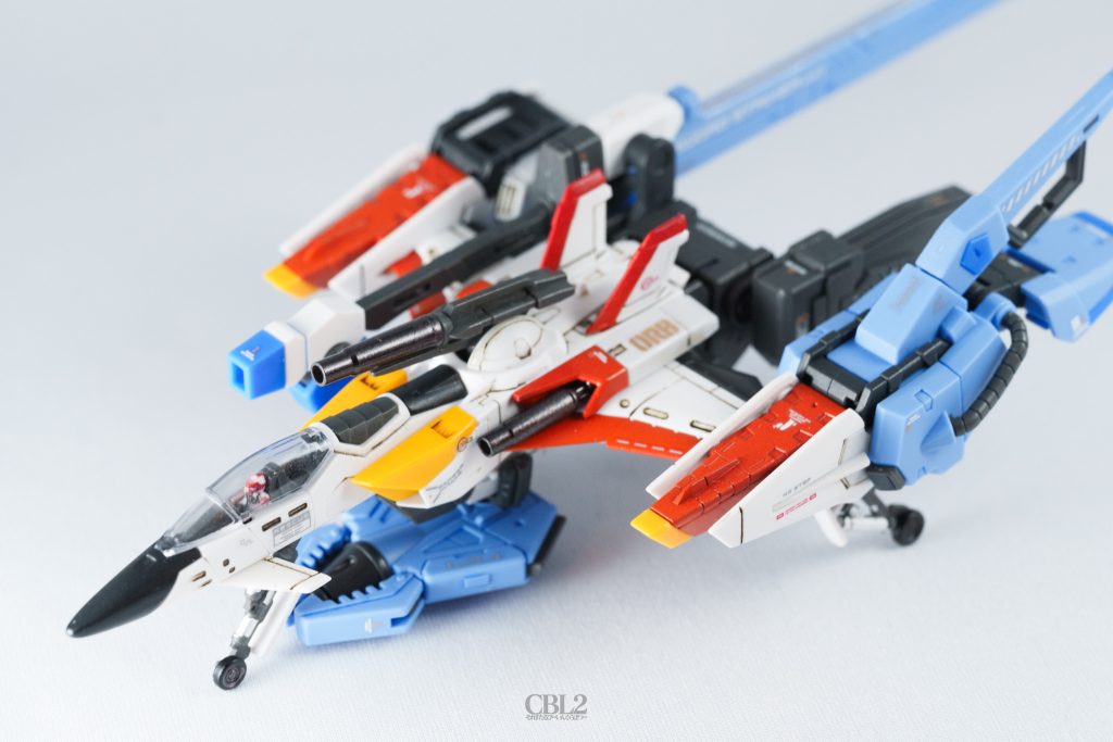 デスティニーが半年もかかっているのに、スカイグラスパーは1ヶ月くらい?で作れました。塗装ブースを買ったのでガンプラ欲は高いです!今年も頑張ります!!