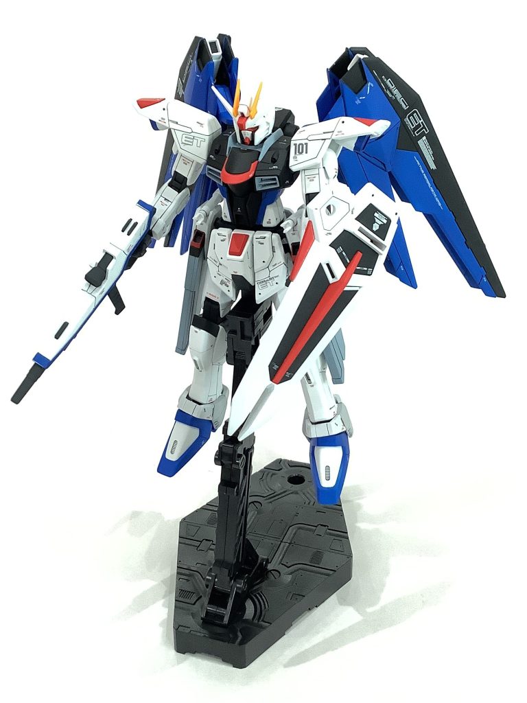 HG フリーダム 水性塗料全塗装–4枚目/制作者：fuji