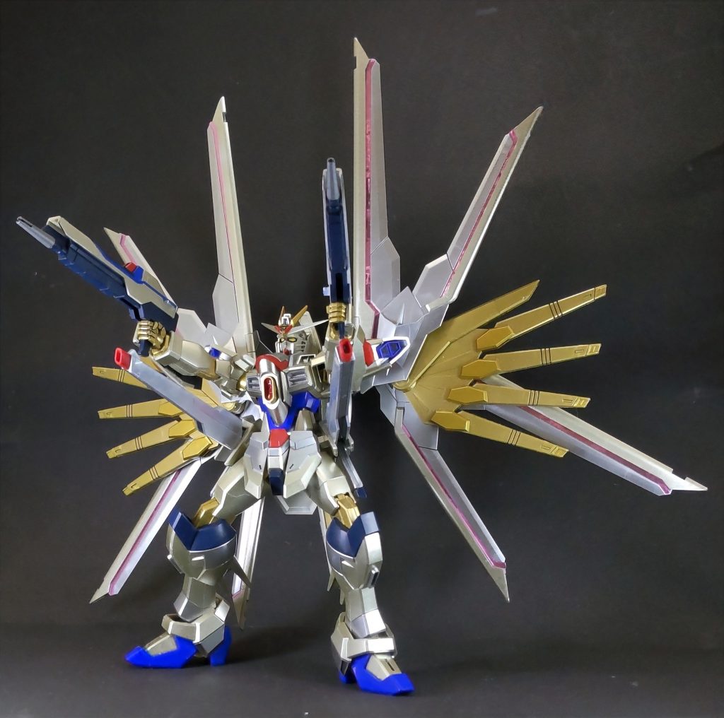 HG マイティーストライクフリーダムガンダム–5枚目/制作者：三代目和菓子屋