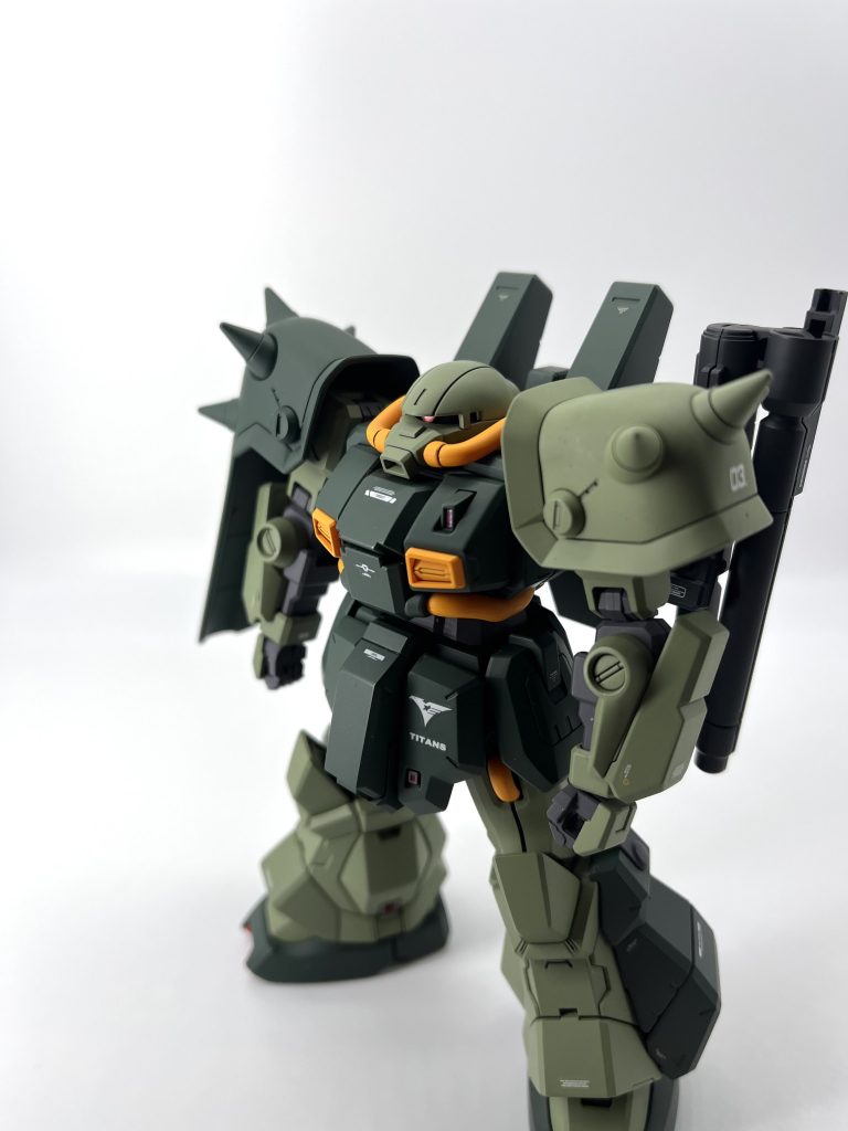 HGUC  ハイザック・カスタム（A.O.Z RE BOOT 版）