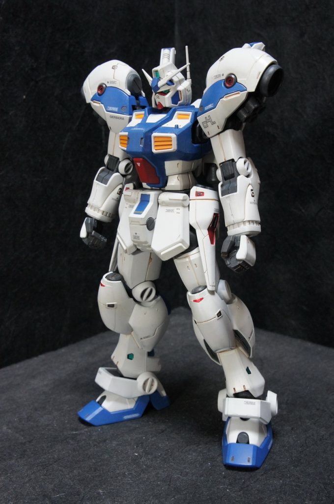 でっかいHGて感じのRe100シリーズ。あんまりキット出ませんねえ。