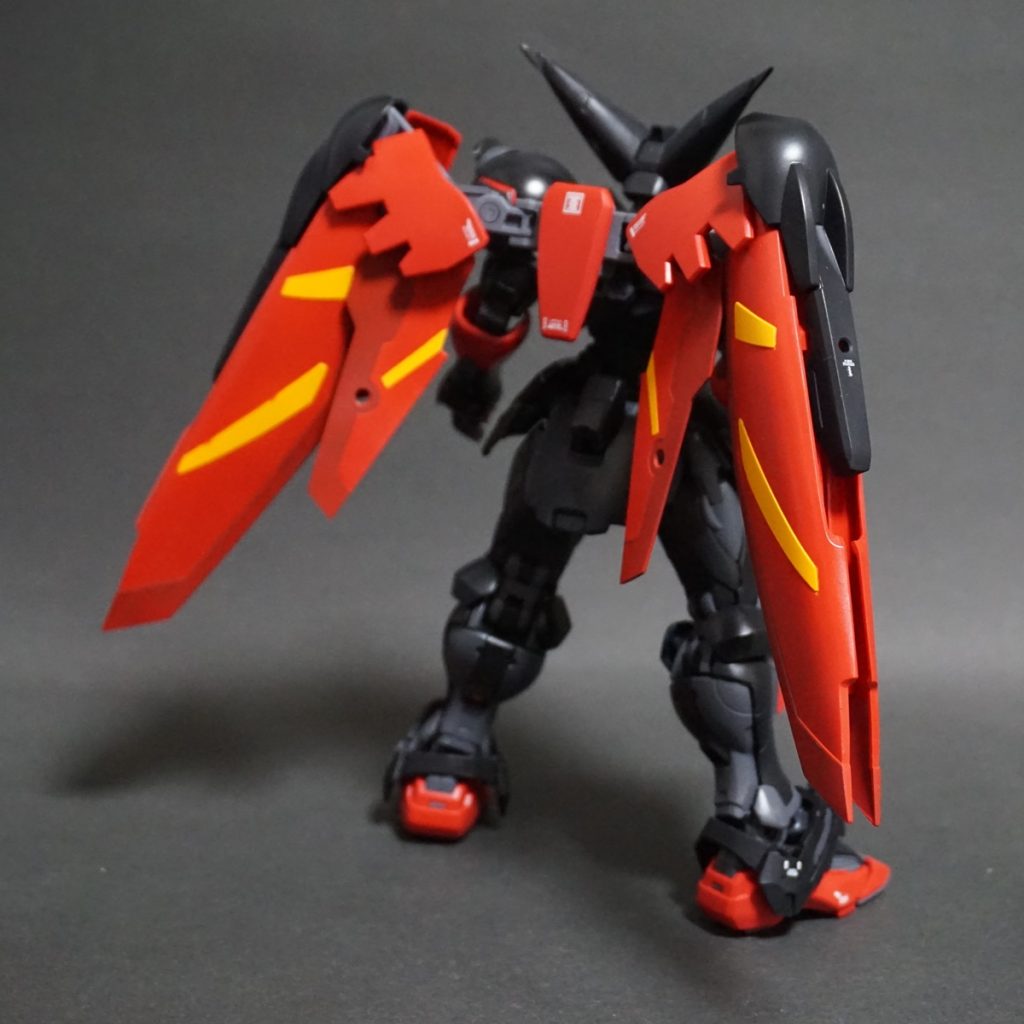 HiRM マスターガンダム–3枚目/制作者：@Under_NM_Design