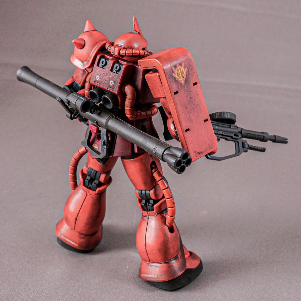 MS-06S シャア専用ザクⅡ（リバイブ版）–3枚目/制作者：しるばにあ