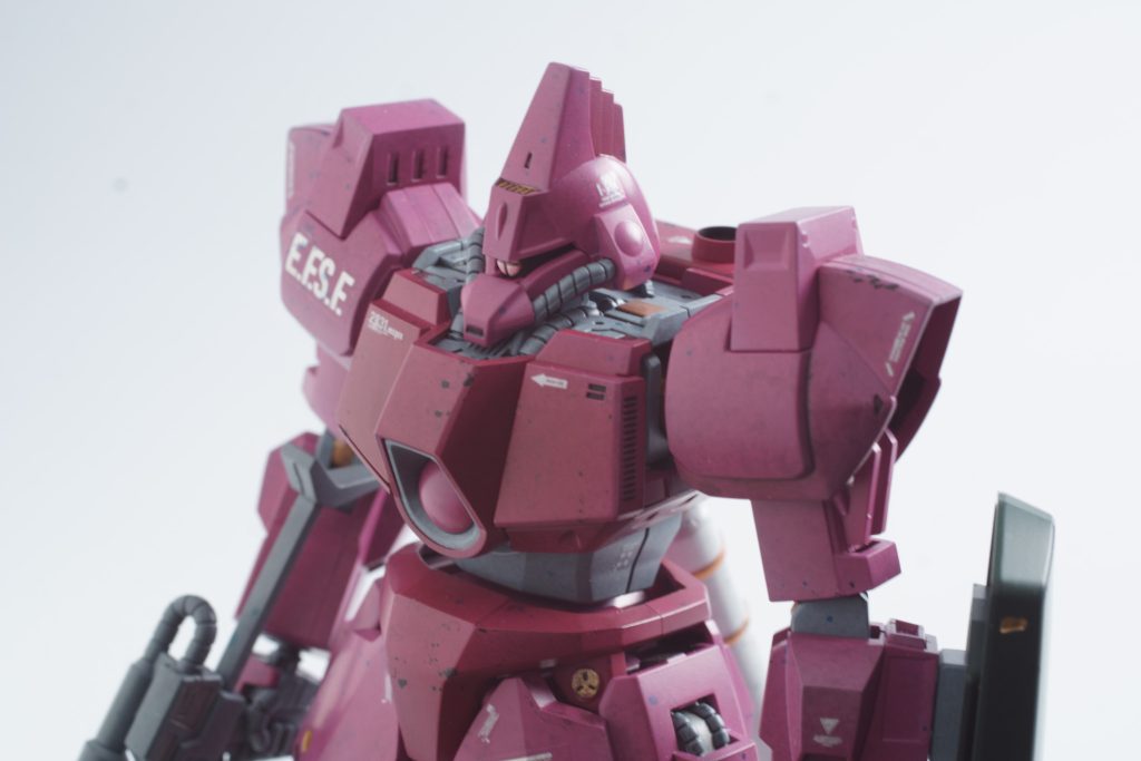 宇宙用のMSの汚れってやっぱり全然わからないのですが(笑)、大体はこんな様なウェザリングがいいかもまぁと思います。さて、次は何を作ろうかなぁ(^-^