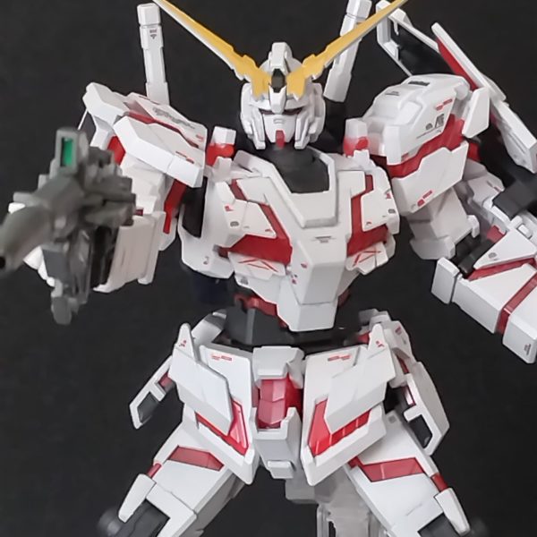 12 ユニコーンガンダム(デストロイモード)