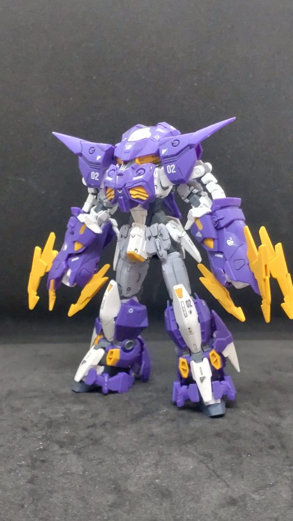 「何だよーこれー！」と言った記憶が蘇る変形。