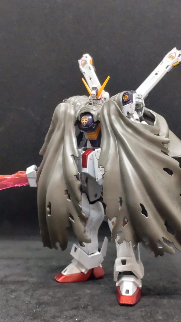 こんなに続編が続くとは思っていなかったですが、映画から気になってたあの二人の後日談としても好きな作品です。キットはRGかつチタニウムフィニッシュなのでゲート跡のみ塗装してますがパチ組で十分ですね。それにしてもABCマントはベタかもしれませんがやっぱり格好良いですね。MGのクロスボーンガンダムもいつか組んでみたいなと思います。