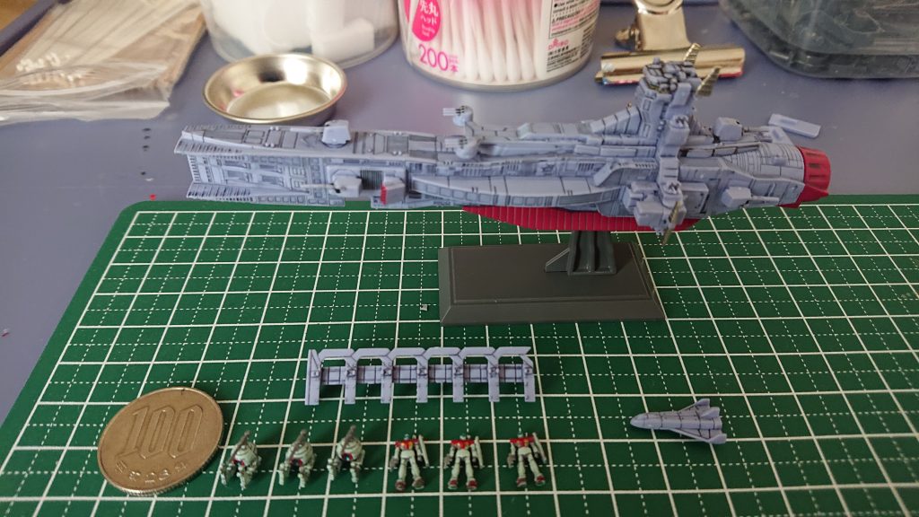 戦艦もののEXモデルは、これです。誠一さんの情報によれば、バンダイの限界MS1/1700ですなぁ。到底アップには耐えられないですが、うちとしては十分と塗ってやりましたよ😤塗る方も限界だねぇ