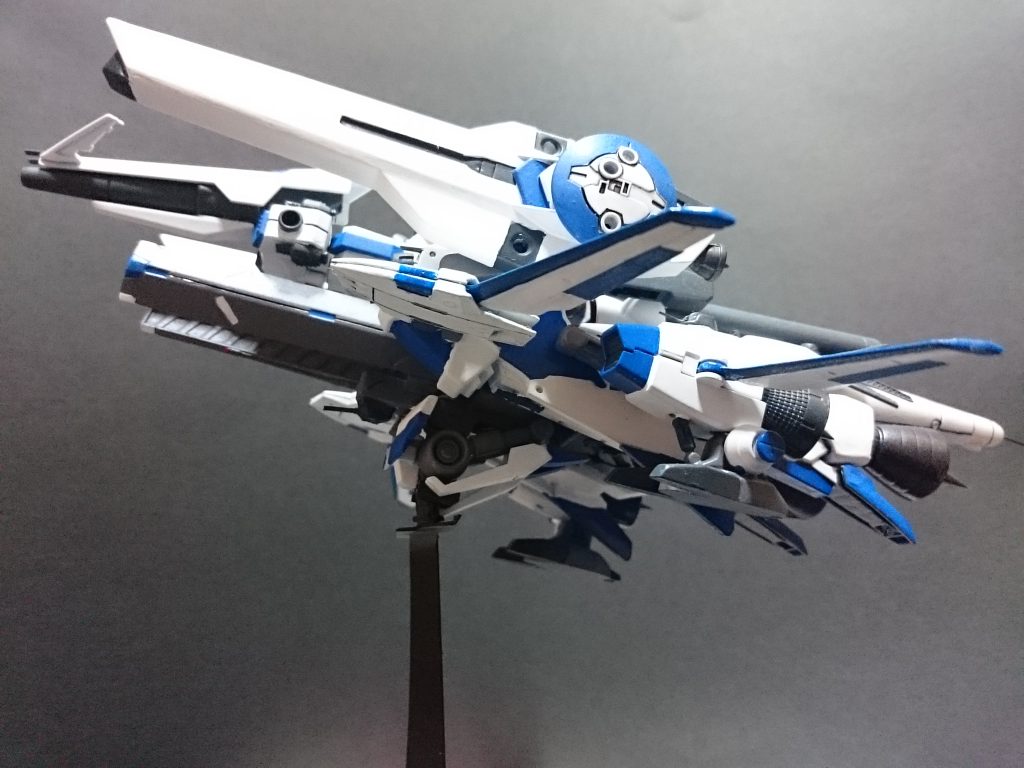 二つは建造された時期に恵まれなかったことである。シャアの反乱後、長期間にわたって表面上は平和な時代が続いたため、その戦闘力を発揮する機会に恵まれなかった。象徴的なものも期待されていたので式典などに連邦の旗艦として参加してはいた。・・・なので、誰もが龍姫の真価を勘違いしていたのは仕方ないといえる。