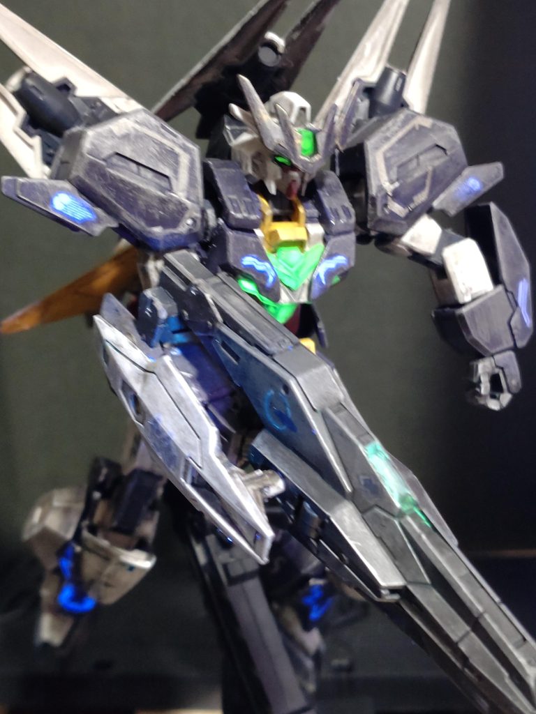 意図せずデカールが光るクリア部品となかなかの光りかた