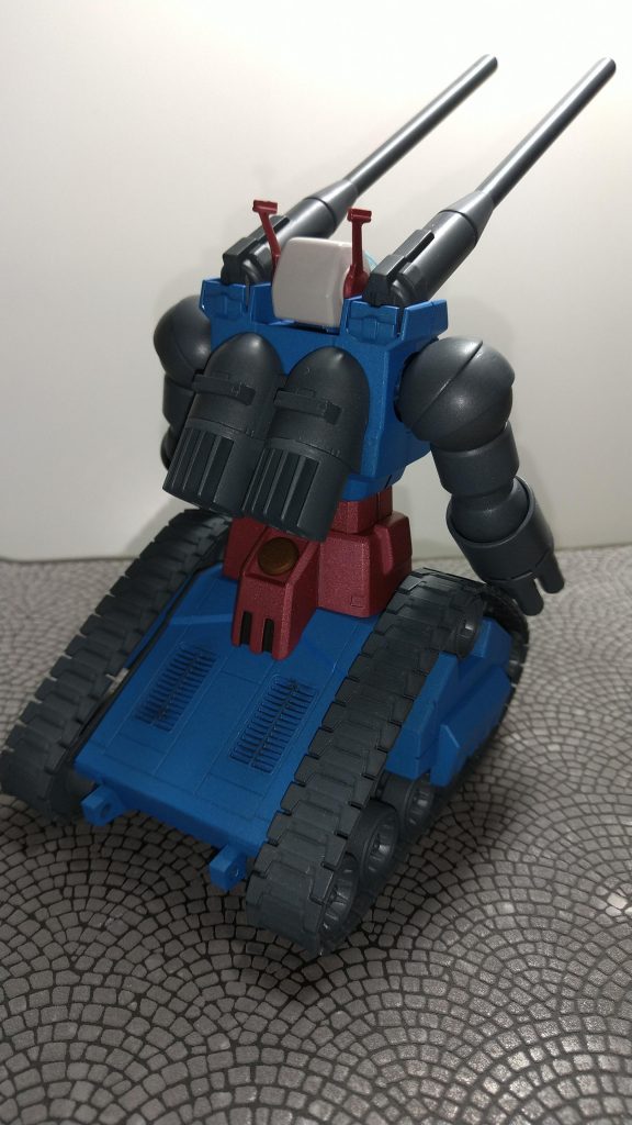 ガンタンク–4枚目/制作者：鈴木 英介