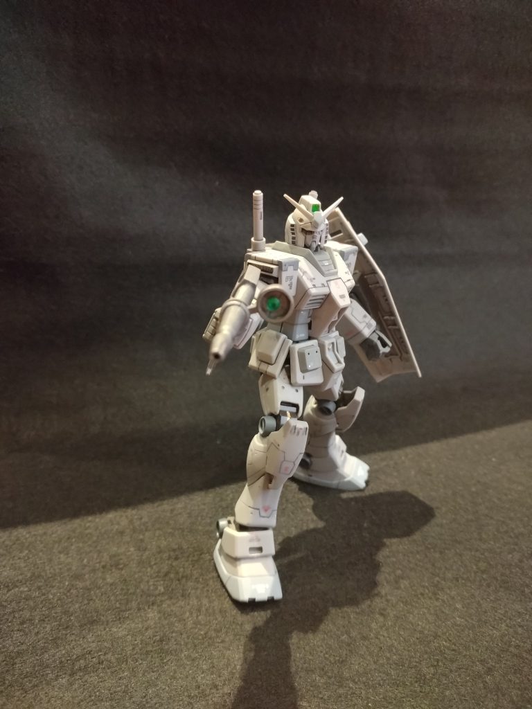 ドムがメインでしたのでサラッと製作して次の機体に進む予定でしたが通常通りスジボリ、ウェザリングなどなどを実施してしまいました😅