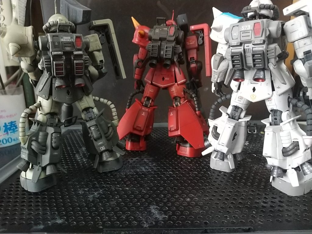 「アンタまた同じの買って！」「同じじゃないんですか？」