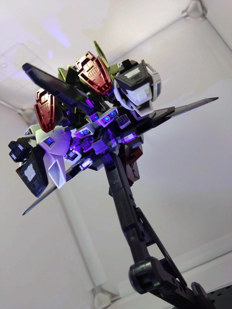 カミーユ「 掴まっててくださいね、とばしますよwww」クワトロ「 カッ、カミーユ!!やめっっ!」  クワトロ( 覚えておけよ‥カミーユ、後で修正してやる‥)