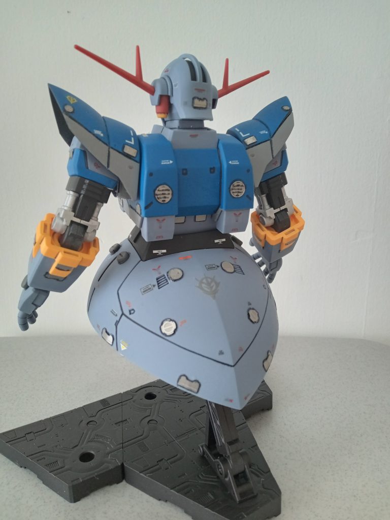 チップを貼り付け、リーマで削って、、、仕上がりはキレイではないですが、割と気に入っています。