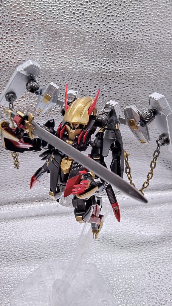 タナトスは剣を持っていると言うことで、グレイスリッターから剣を持ってきました。