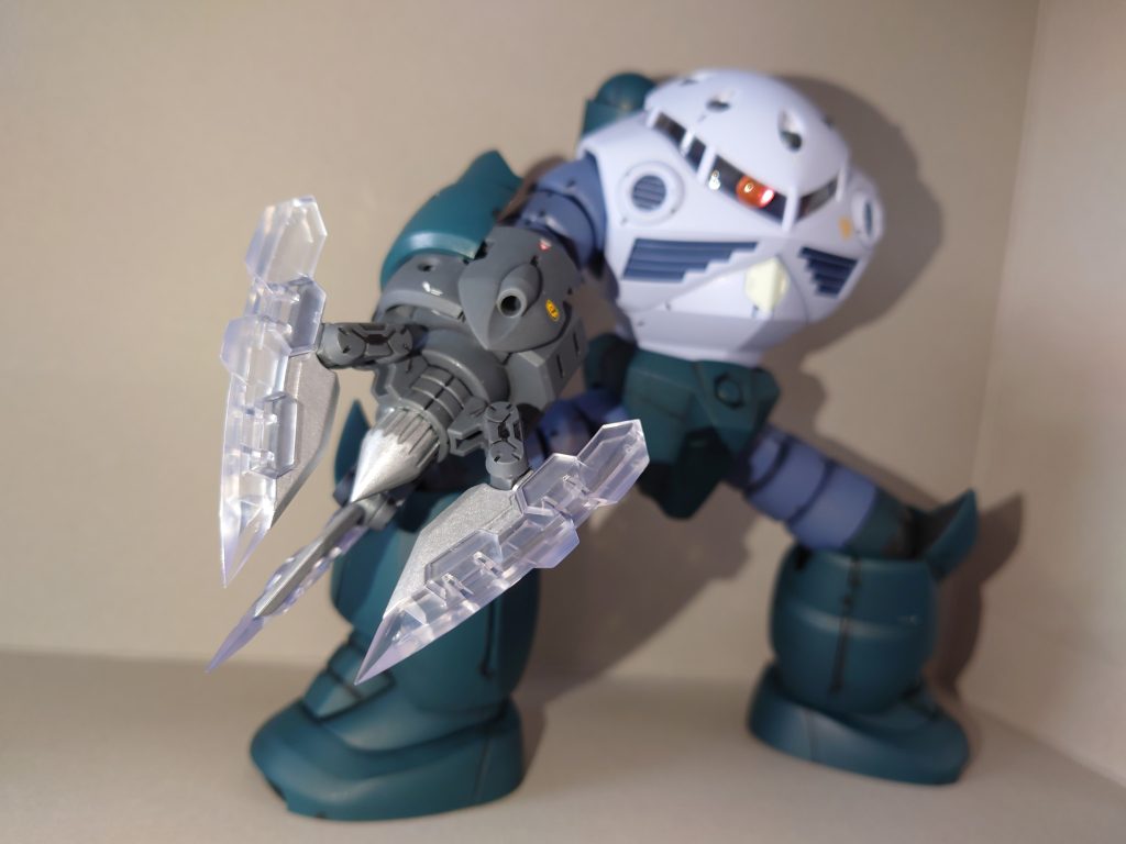 汚れていたのでマジックリンで洗ってかるく墨入れしてつや消しをプシューと。