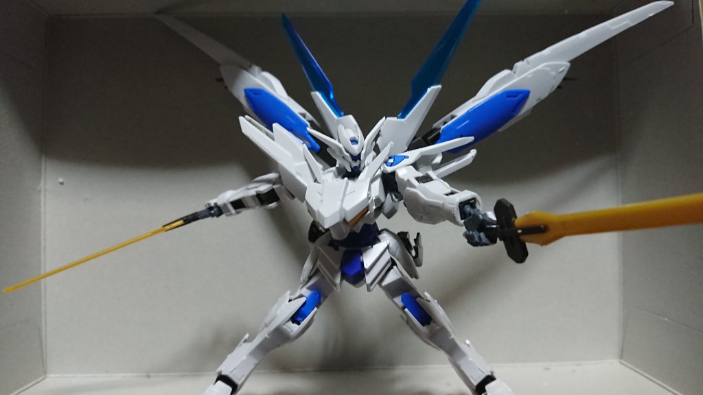  剣を突き出してる感じが、好きなのでトランジェットの武器持ち手も使うことにしました。