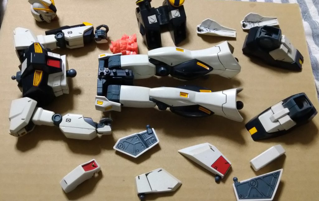 武器類のプラケースどこ行ったか捜索中。。。