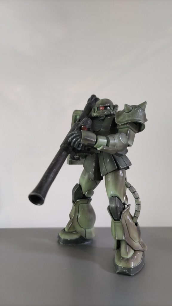 ザク、また作りたいなー。バリエーション機もたくさんあるし、次は、どのザクを作れるかな🤔