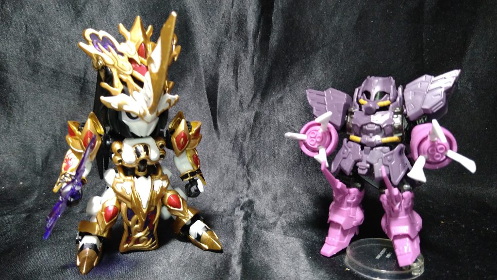 SDW系ってほとんどガンダム系だけど、ユニコーンで言えばローゼンズールって出てきてもいいのになどとモビリティジョイントのローゼン見ながら思ったり...この2つ組み合わせて〇〇ローゼンズールって言うオリジナルSDWキャラとか作りたいなと妄想中です。難しそうだなぁ