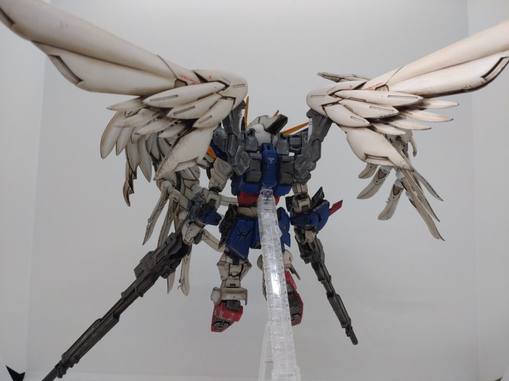 背中もデカい!!