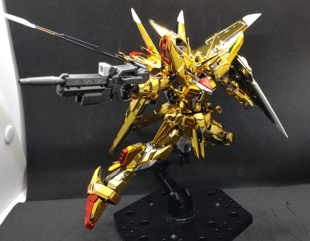 seed撃ち。シルエットがストライクと似ているので良く似合います。