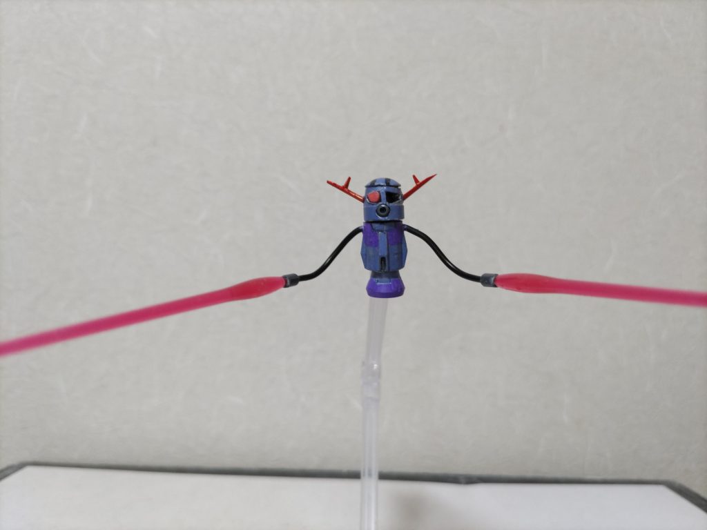 指からビームが出ます