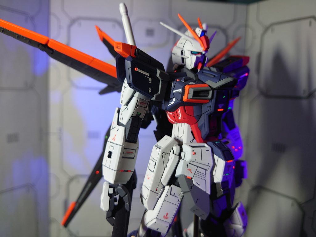 各所に最近見ないレッドチップを散りばめましたww