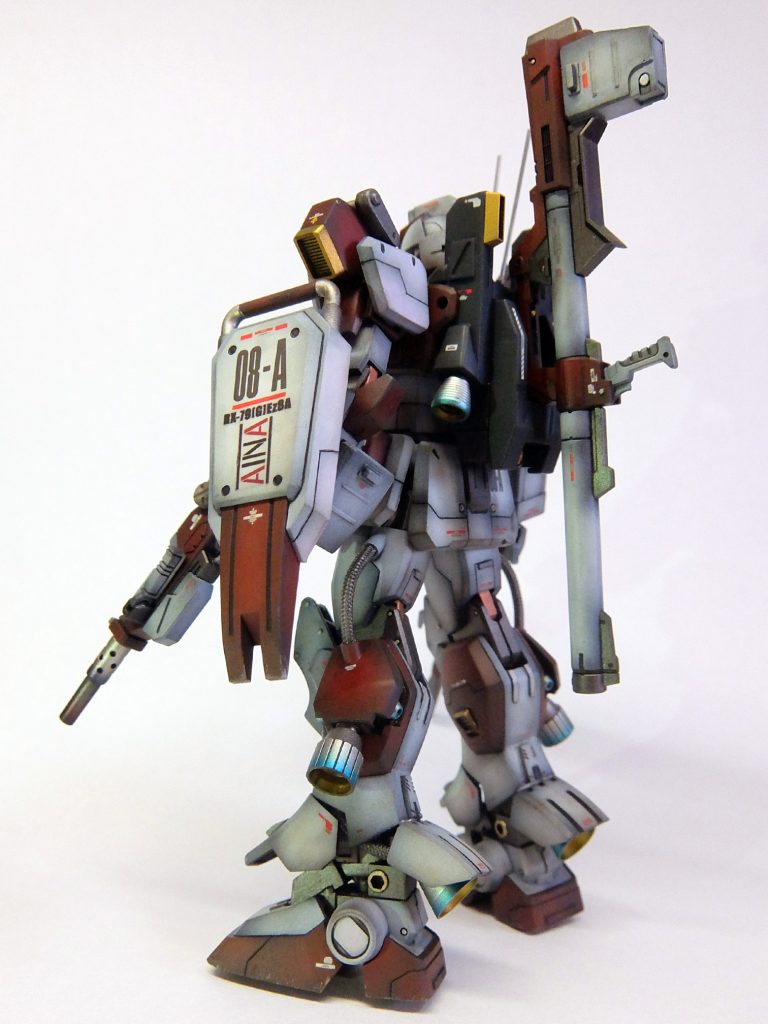 余ってたMk-2のバズーカをνガンダムっぽくおんぶさせました。 シールドには、家庭用プリンター水転写。 とっても便利！