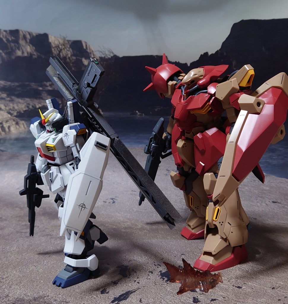 “アナハイムも、訳の分からん武器を寄越したもんだな”“使えるものは使う、選り好みしている余裕は無いさ”